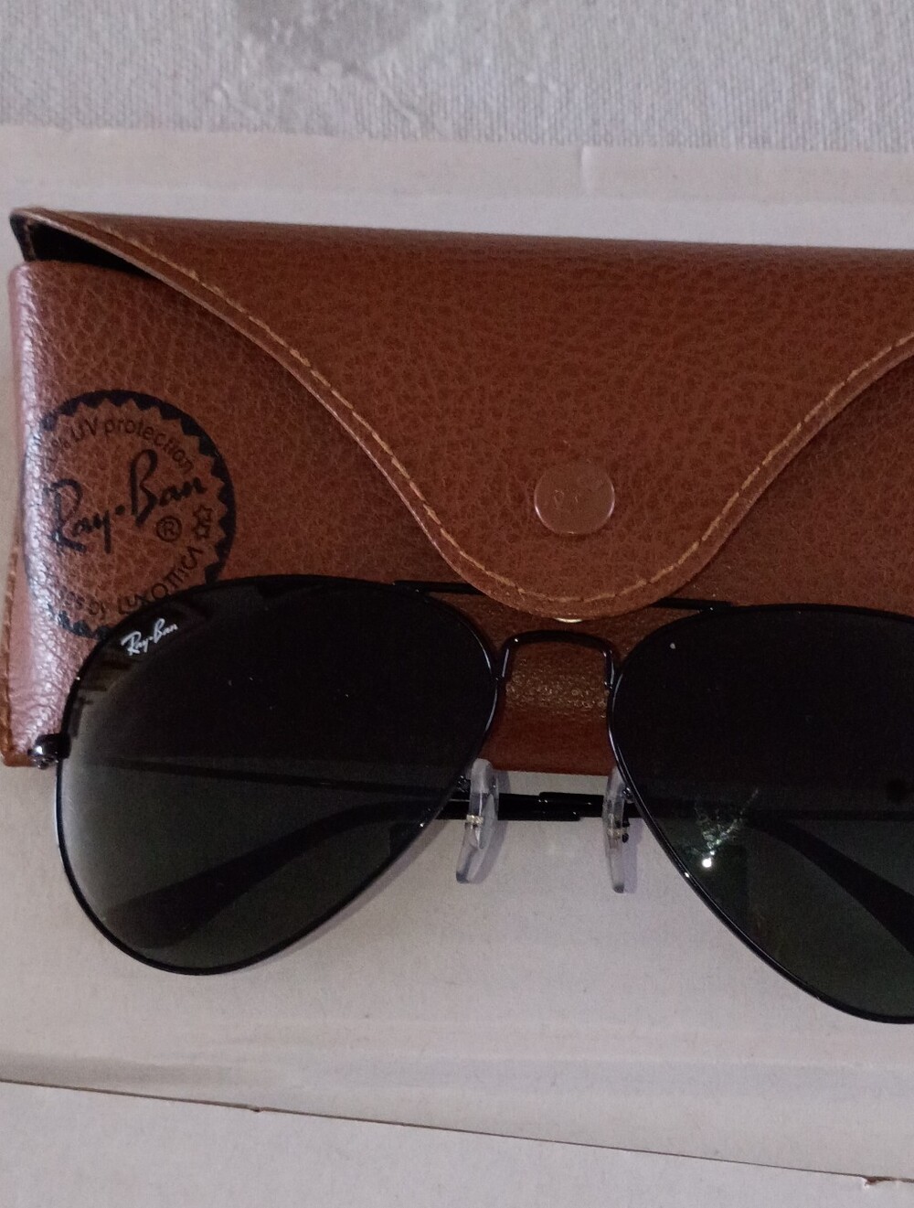 Ray-Ban Women's Black Frame with Dark Green Lenses Aviator Sunglasses